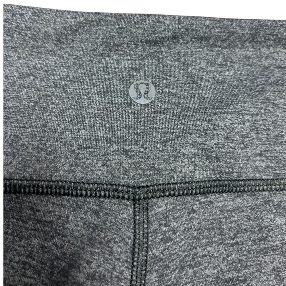 Lululemon Womens Size 10 Mid Rise Cropped Athletic Leggings Heathered Gray Sport - Picture 5 of 6